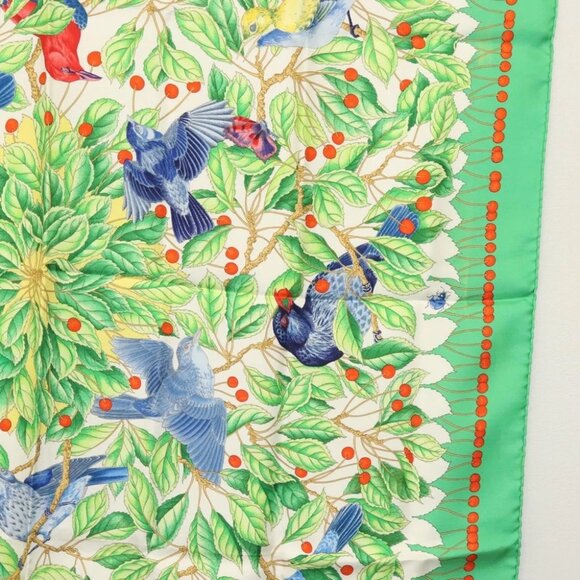 HERMES Carre 90 Scarf ""Les merises"" Silk Green Auth 135497 - Picture 10 of 14